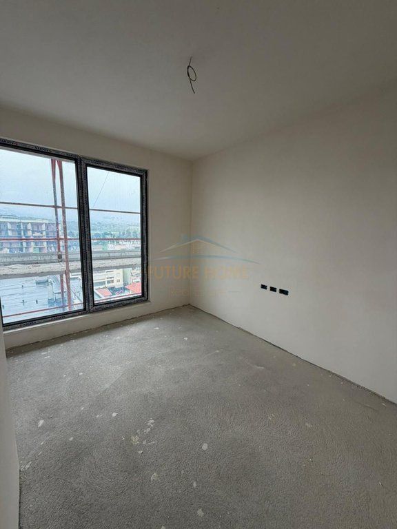Appartamento 2+1+2 in vendita – Residenza White Tower, COMUNE DI PARISTI
