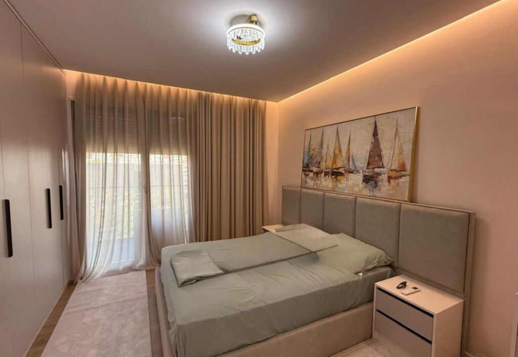 APPARTAMENTO MODERNO IN AFFITTO 2+1+2