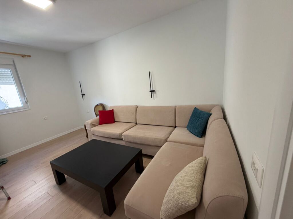 Jepet Apartament me qera