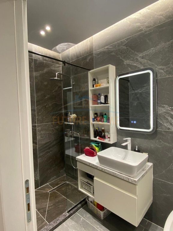 Shitet apartament 1+1 Kodra e Diellit 2