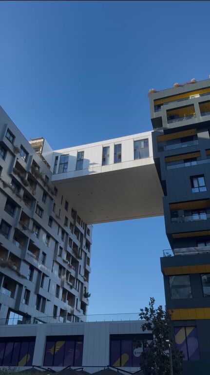 🏡 Appartamento 3+1 in vendita con 2 posti auto a Square 21