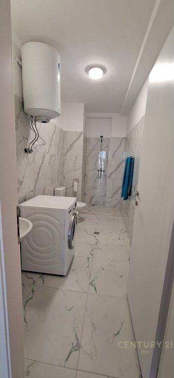 Jepet me qira apartament 3+1 në Durrës – pranë Lulishtes së Stacionit të Trenit