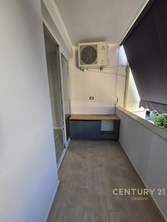 AMBIENT ZYRE ME QIRA PRANË STADIUMIT AIR ALBANIA!