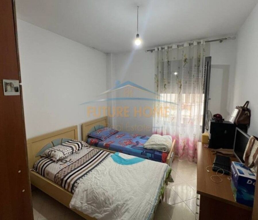 Shitet , Apartament 2+1,Kodra e Diellit , Tirane
