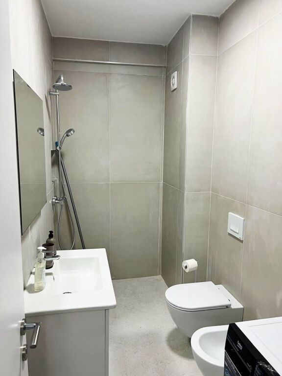 Gazonier me Qera 📍YZB