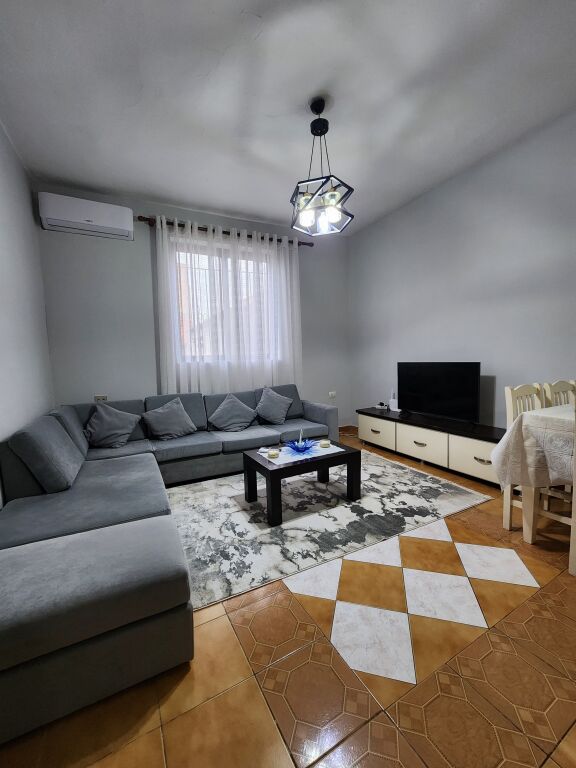 Vile 1 Kateshe ( Ali Dem - Idriz Dollaku ) 2+1 me Oborr, 3 Vende Parkimi | 600€/muaj