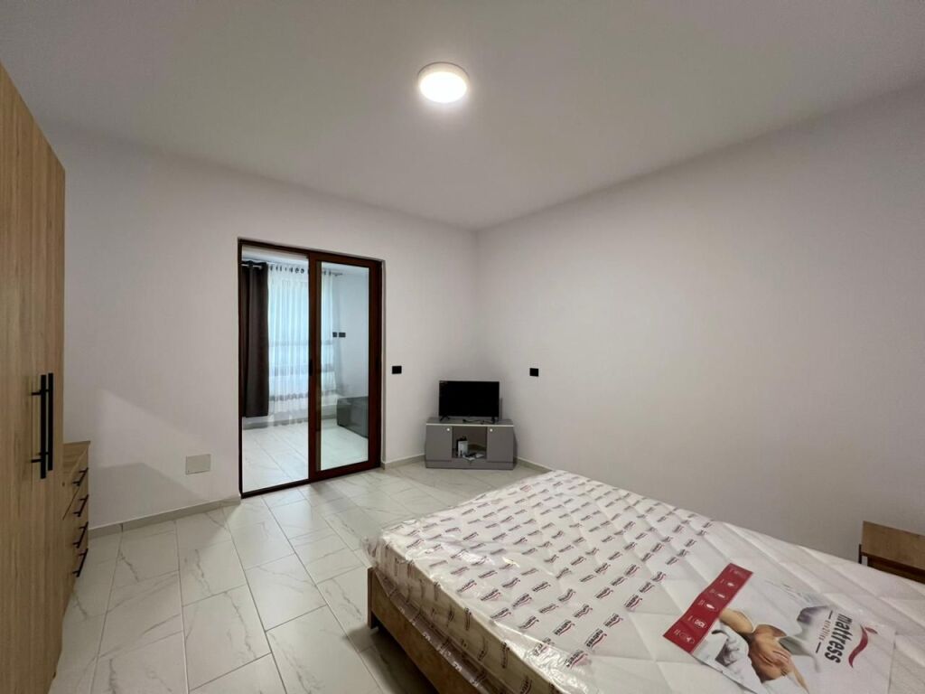 Affitto Appartamento 1+1 “Via Mihal Grameno” Tirana.