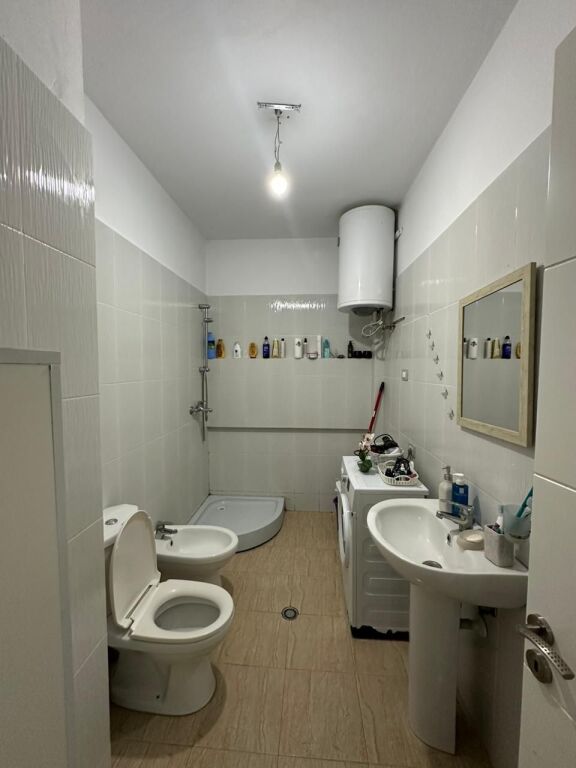 🏡 APPARTAMENTO 1+1 IN AFFITTO VICINO ALLE EX ZONE DELLA POLIZIA, DURRËS