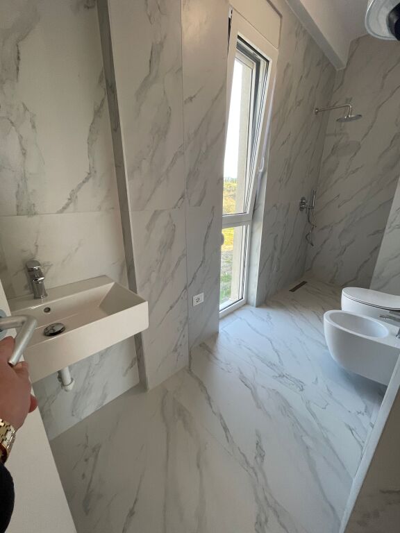 Shitet Vile (me hipoteke)
