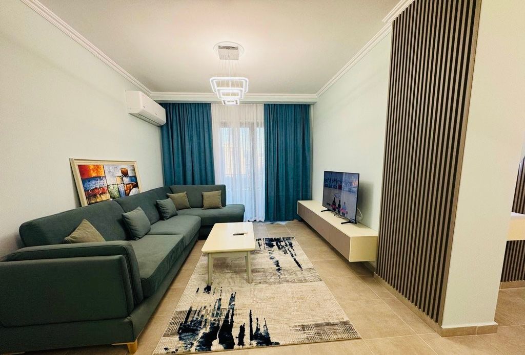 Super Appartamento 2+1+2, vicino alla Stazione dei Treni