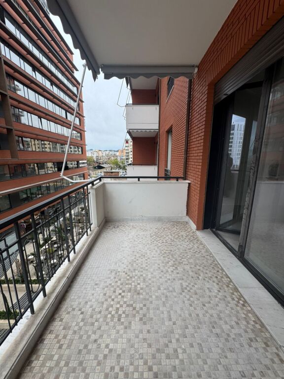 Appartamento 2+1+2+deposito in affitto presso il Complesso Delijorgji