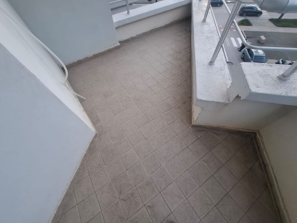 🌊 APPARTAMENTO 2+1 IN AFFITTO – LUNGOMARE, VLORË