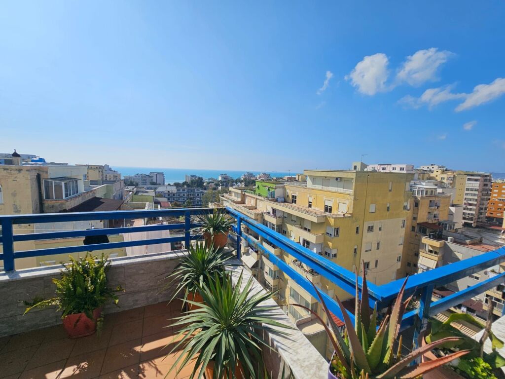 SHITET SUPER PAPAFINGO ,PLAZHI ILIRIA, DURRËS