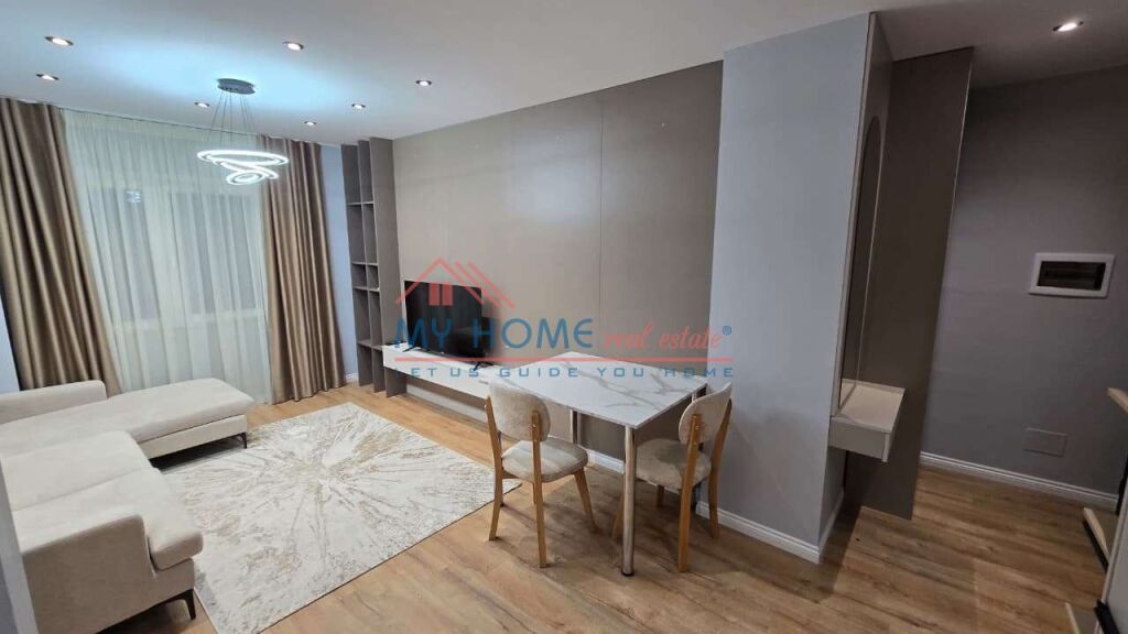 Apartament 1+1 me qera Rruga 5 Maji Tirane