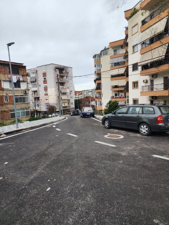 Vile 1 Kateshe ( Ali Dem - Idriz Dollaku ) 2+1 me Oborr, 3 Vende Parkimi | 600€/muaj