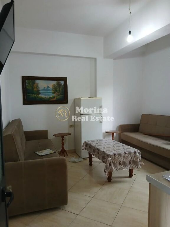 Qera | Shtëpi private 1 + 1 | Rruga 5 Maji | 250 €/muaj