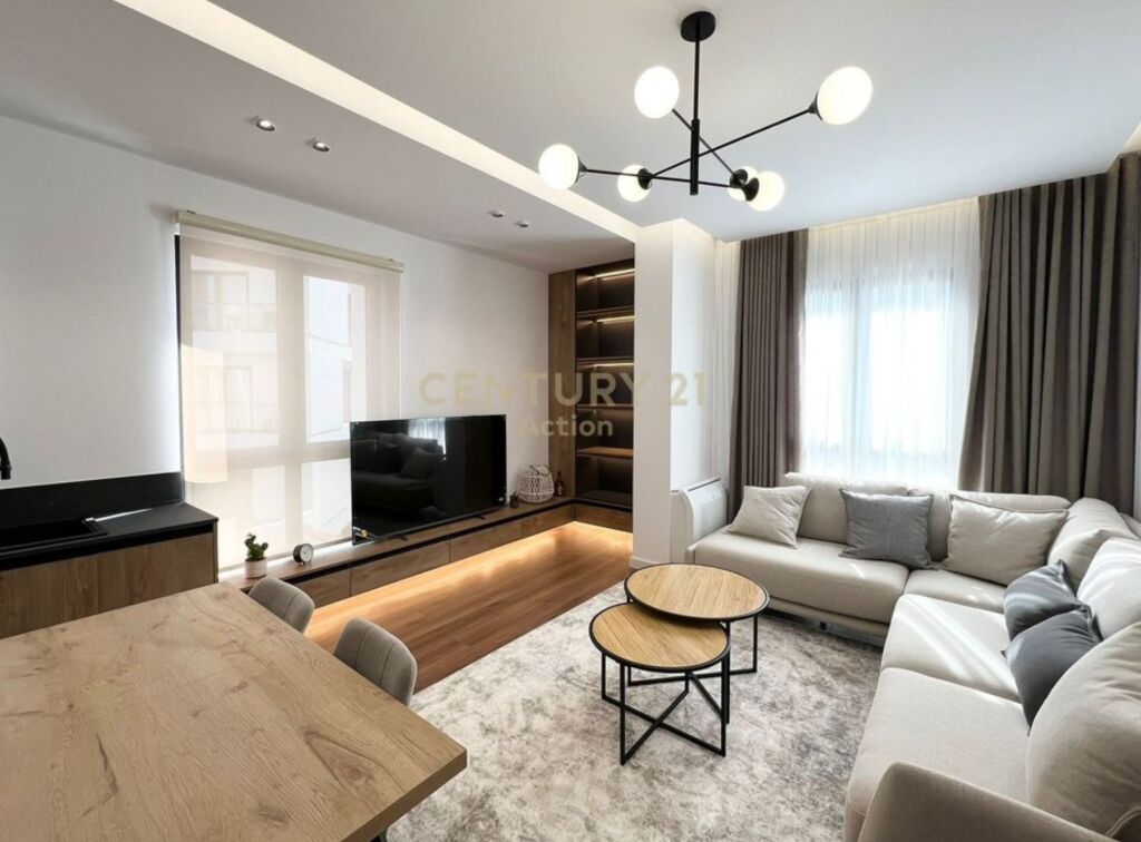 SUPER APPARTAMENTO IN AFFITTO 1+1+POSTO AUTO