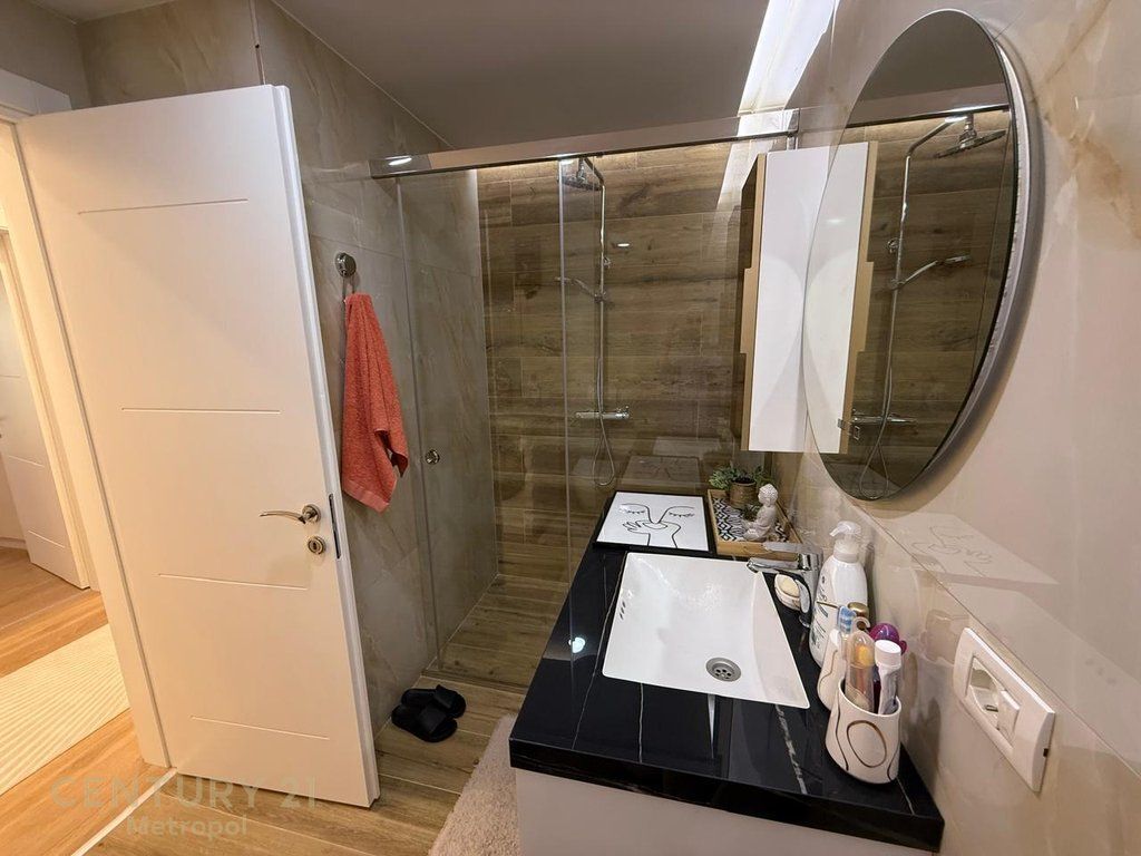 AFFITTASI APPARTAMENTO MODERNO 2+1+2, VICINO A TV KLAN!