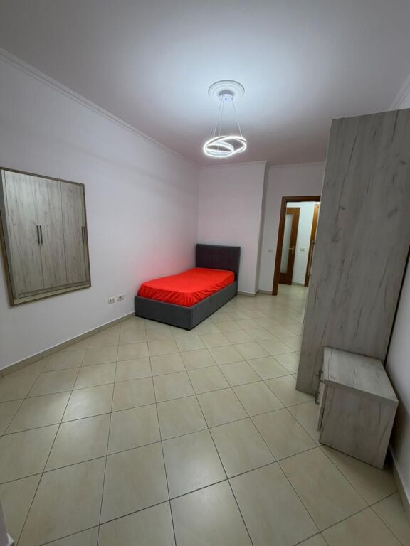 🏡 Vendesi in vendita Appartamento 2+1+2 + Posto Auto – Don Bosko (vicino alla Chiesa Cattolica) 📍