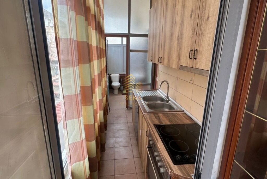 Qira, Hyrje Private 1+1, Siri Kodra, 33.000 ALL/muaj