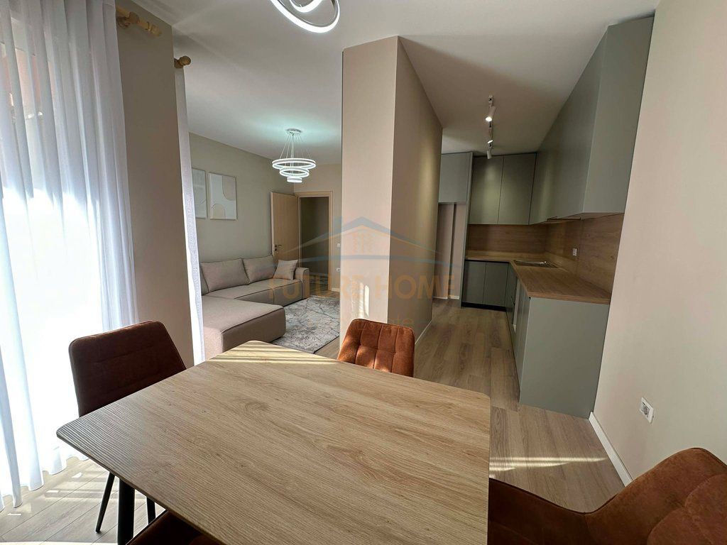 Qira , Apartament 2+1 Unaza e Re ,Tirane