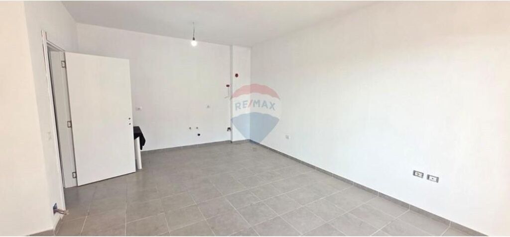 Shitet Apartament 2+1 në Astir – Pranë Vilës L