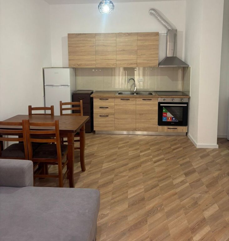 Appartamento 1+1 in affitto a Univers City