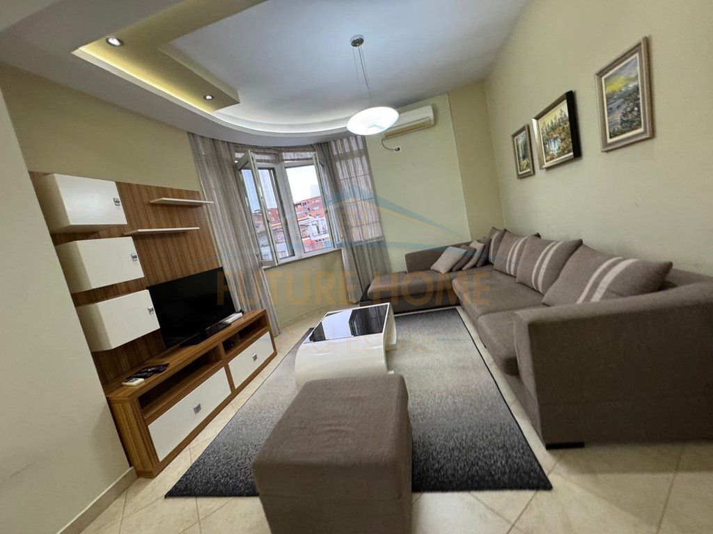 Qera, Apartament 2+1+2, Rruga e Thesarit, Fresk