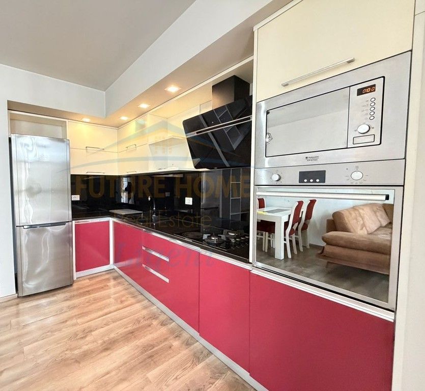 Qera, Apartament 2+1+2, Unaza e Re, Tiranë.