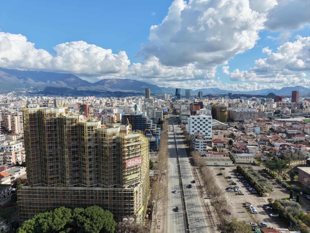 🏡 Shitet apartament 2+1 te Colonnade Residence, Zogu i Zi