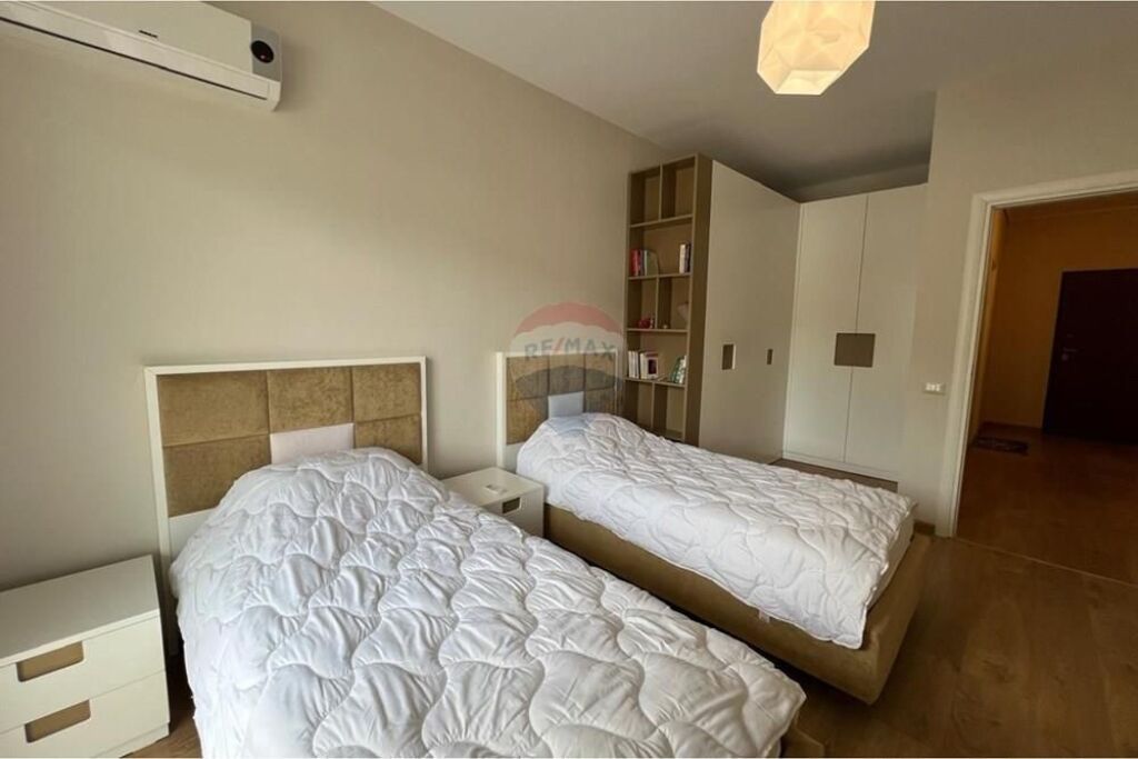 🏖️ Appartamento 2+1 in Affitto – Prima Linea, Via Dhimitër Konomi, Vlora