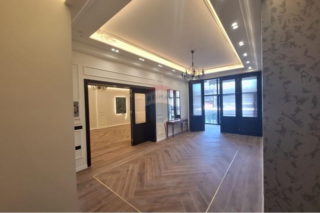 Negozio - In Vendita - Via del Tesoro, Tirana(ID: 530411012-68)