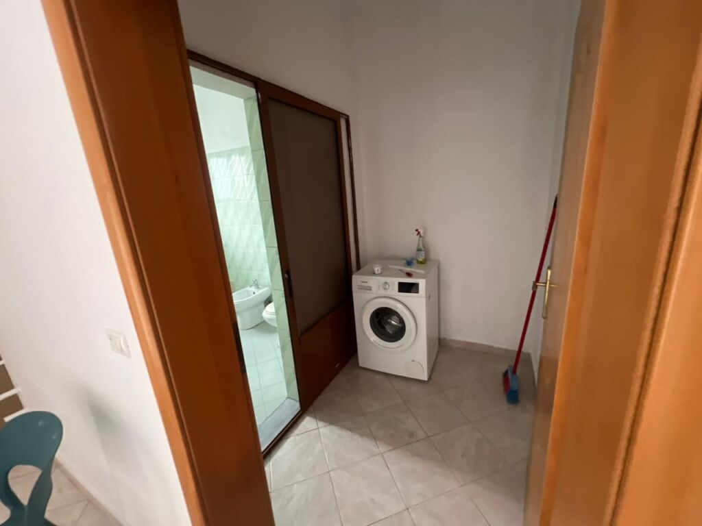 Appartamento 1+1 in affitto vicino a Semaforo 1 a Kënetë