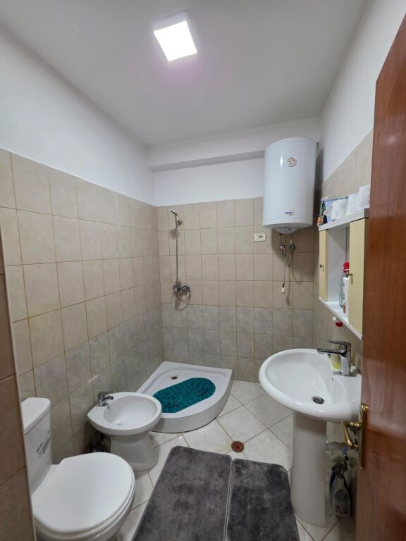 🏡 SHITET APARTAMENT 1+1 TEK SHKËMBI I KAVAJËS