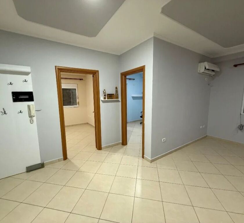 Affitto | Appartamento 2 + 1 | Via Bardhyl | 500 €/mese
