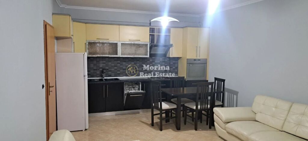 Rent | Apartment 1 + 1 | Manastir Congress Street | 430 €/month