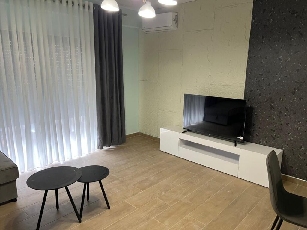 Super ap 1+1 at kodra e diellit ( residence 2 with parking  )