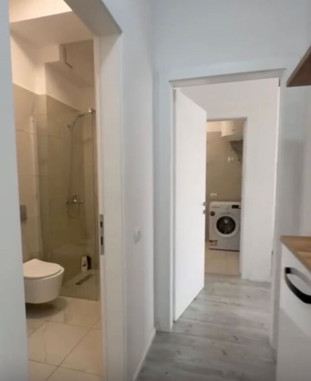 Shitet apartament 2+1+2 perballe Amerikan 3!