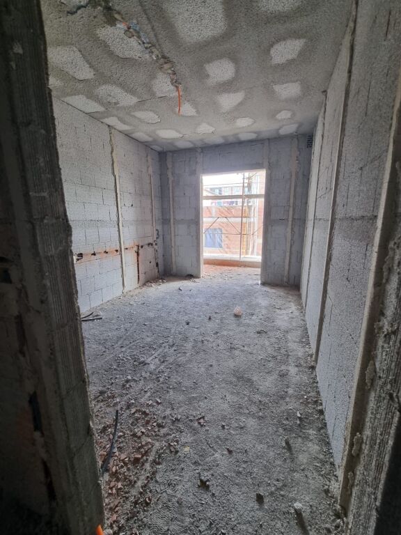 Apartament 2+1, Paskuqan!