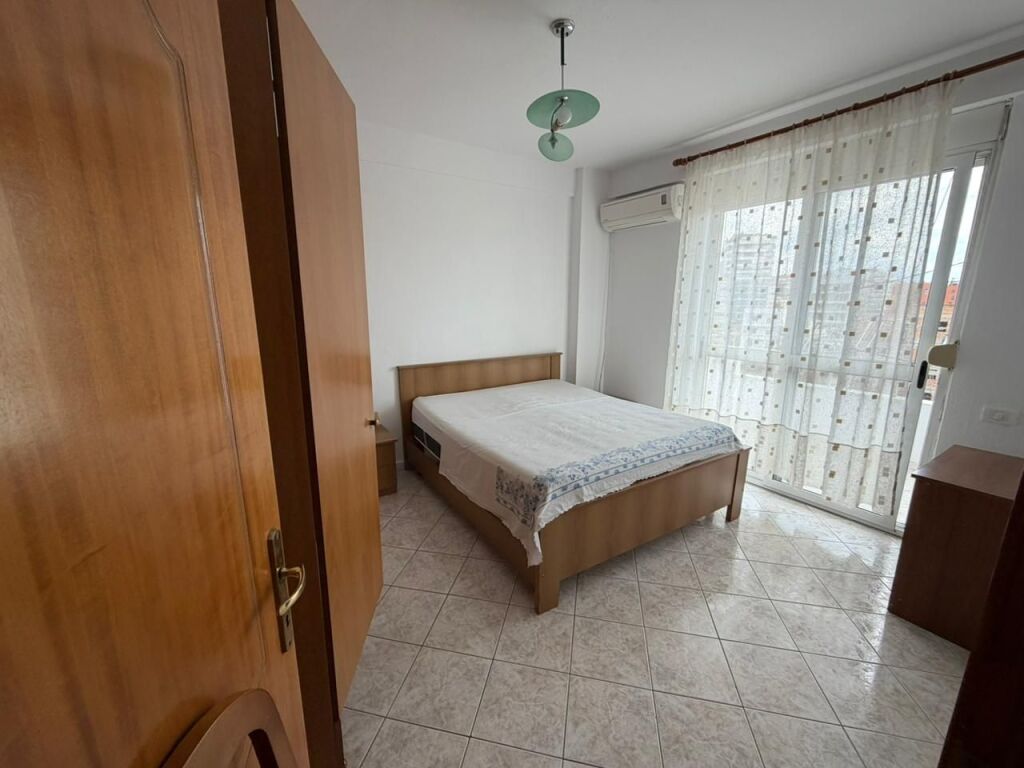 🏡Jepet me qira apartament  3+1+2 📍Rruga Siri Kodra💶 Çmimi: 750€/muaj