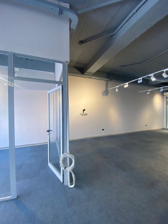 ZYRE ME QERA 140 M2 RRUGA E KAVAJES 170.000 LEKE FH-67313