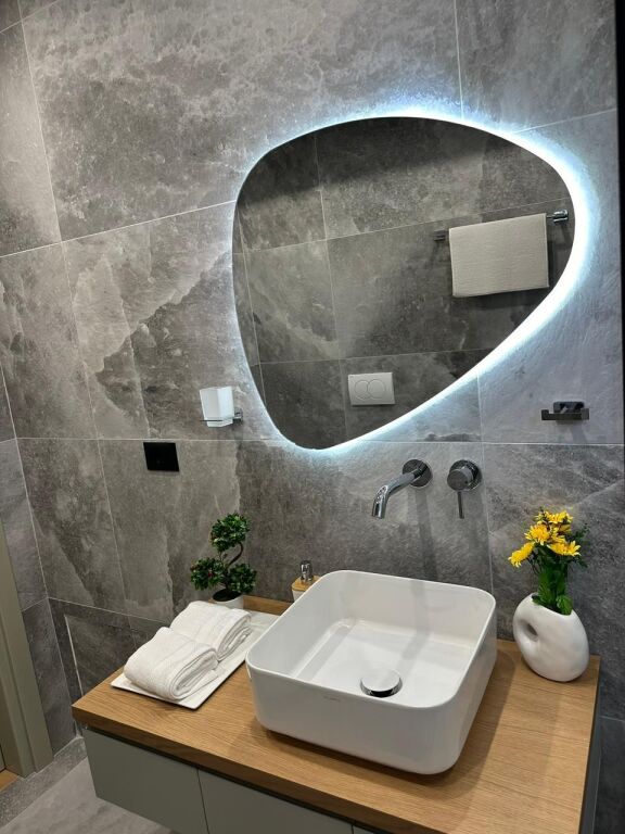 Vendesi 3 Appartamenti Spiaggia Durazzo