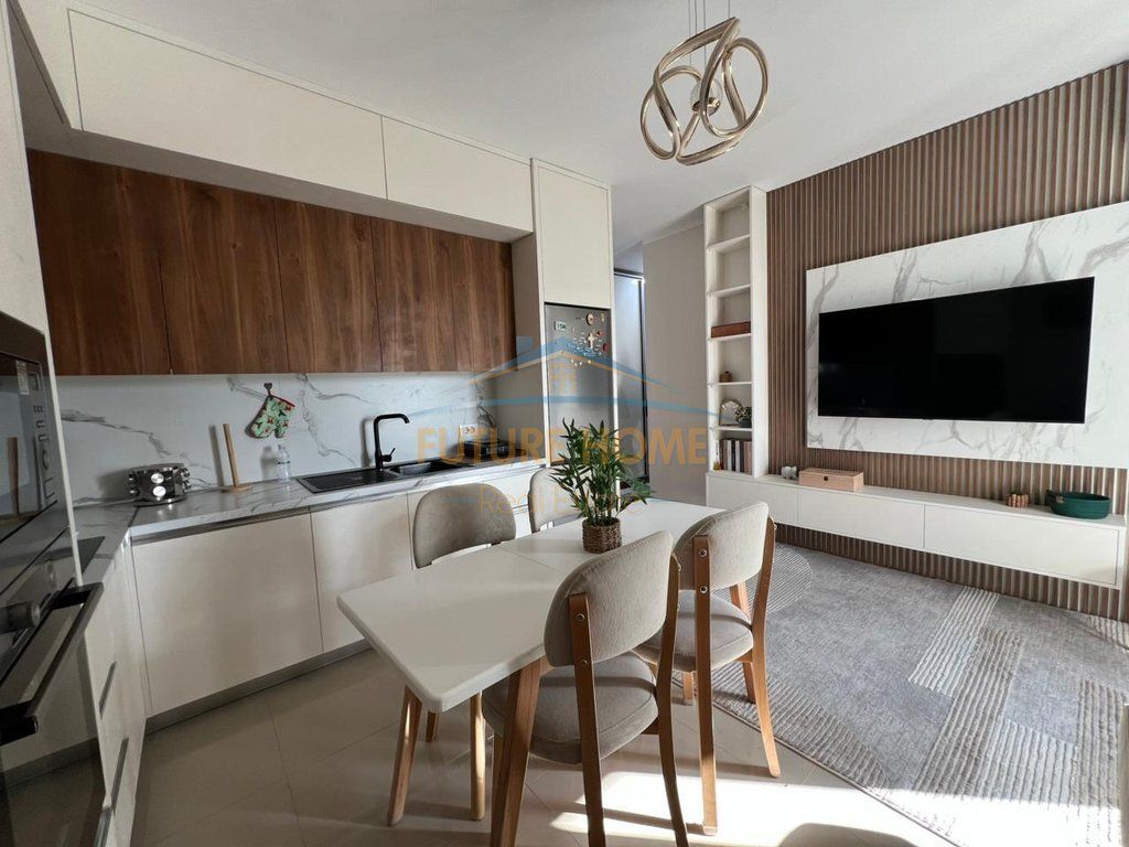 Qera, Apartament 2+1, Ish Dogana, Tiranë