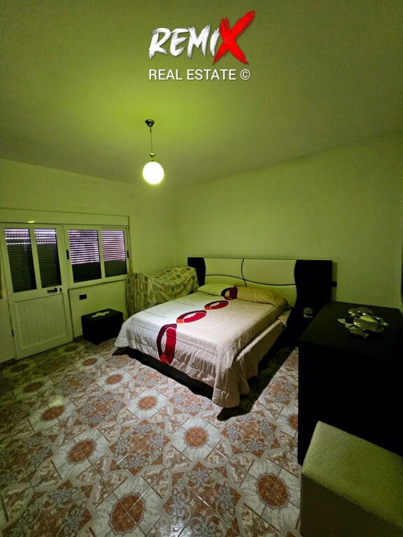 JEPET ME QERA KATI 2 I NJE VILE PRANE KANTINES SKËNDERBEU, DURRËS