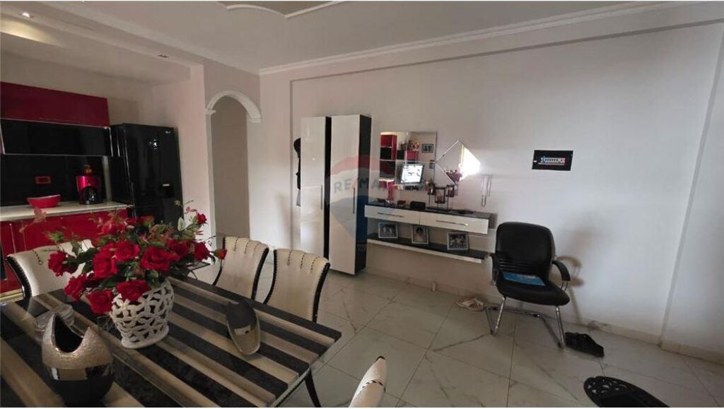 🏡 Apartament 2+1 për Shitje – Vlorë (pranë Kishës Ortodokse)  