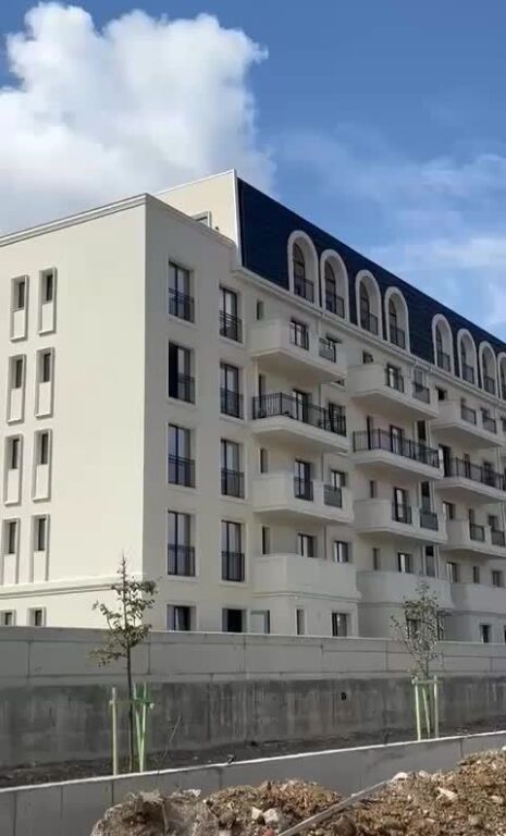 APARTAMENT 2+1 NË SHITJE NË BATHORE