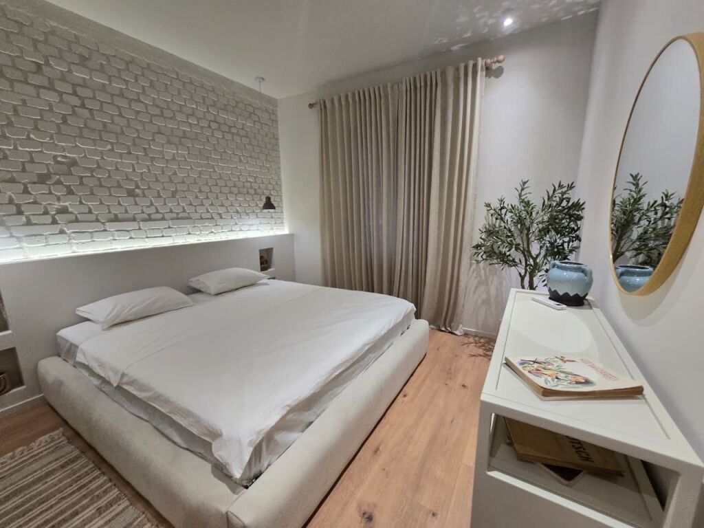 Luxury apartment for rent in Myslym Shyr