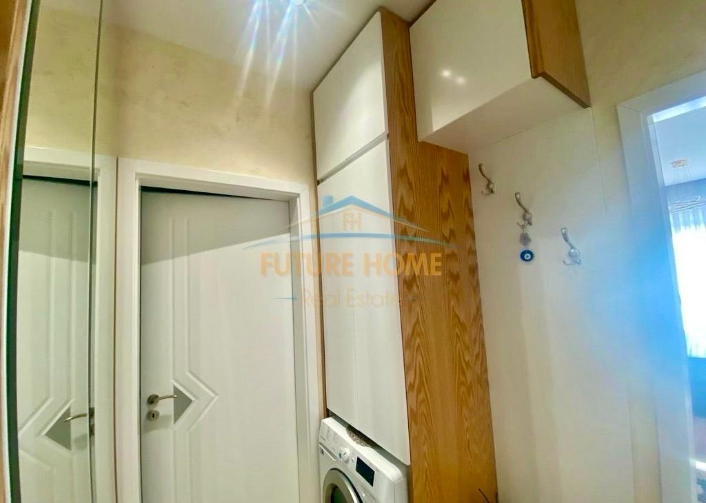 ✨ Luxury and Modernity at "Kontakti" – 1+1 for Rent at 21 Dhjetori! 🏠