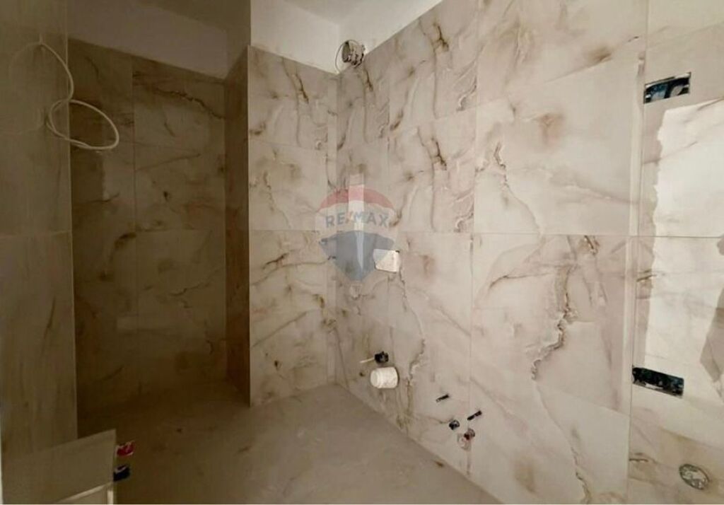 Appartamento - In Vendita - Via Ali Demi, Tirana ID: 530181090-88