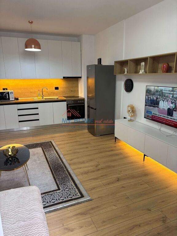 Apartment 2+1 for rent 21 December in Tirana